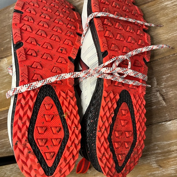 New Balance Revlite Fuel Core. Red, beige, black, red sole - Picture 6 of 7